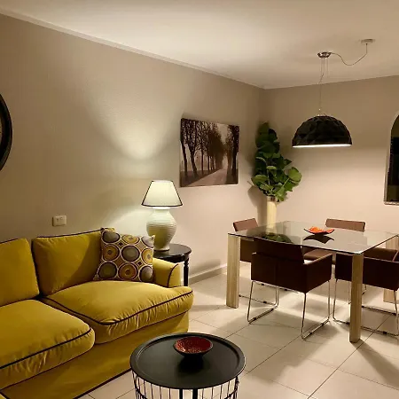 Juangy's In Adelfas Golf Del Sur